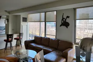 2 Earhart St, Cambridge, MA 02141 - Photo 4