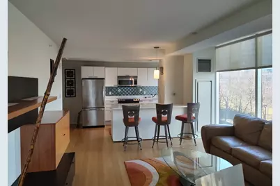 2 Earhart St. #423, Cambridge, MA 02141 - Photo 6