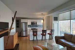 2 Earhart St, Cambridge, MA 02141 - Photo 6