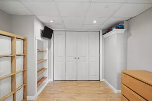 7 Parliament Ln, Woburn, MA 01801 - Photo 26