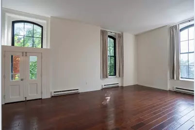 68 Baldwin St #12, Boston, MA 02129 - Photo 2