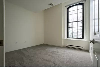 68 Baldwin St #12, Boston, MA 02129 - Photo 10