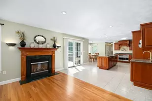 3 Meeting Pl Cir, Beverly, MA 01915 - Photo 6
