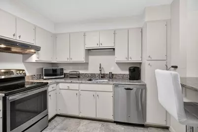 210 Nahanton #117, Newton, MA 02459 - Photo 8