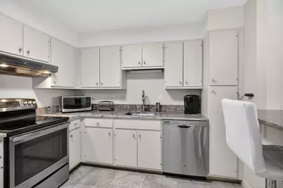 210 Nahanton #117, Newton, MA 02459 - Photo 8