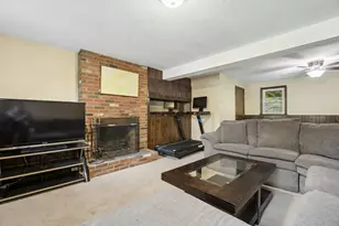 12 Fenway Dr, Milford, MA 01757 - Photo 26