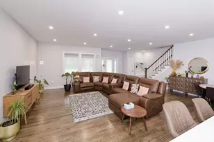 615 Norfolk St, Holliston, MA 01746 - Photo 28