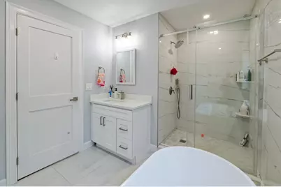 615 Norfolk St, Holliston, MA 01746 - Photo 32