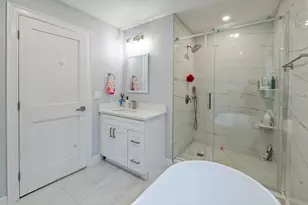 615 Norfolk St, Holliston, MA 01746 - Photo 18