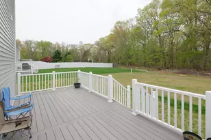615 Norfolk St, Holliston, MA 01746 - Photo 38