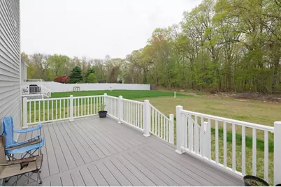 615 Norfolk St, Holliston, MA 01746 - Photo 38