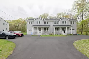 615 Norfolk St, Holliston, MA 01746 - Photo 38