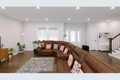615 Norfolk St, Holliston, MA 01746 - Photo 20