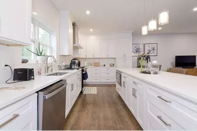 615 Norfolk St, Holliston, MA 01746 - Photo 24