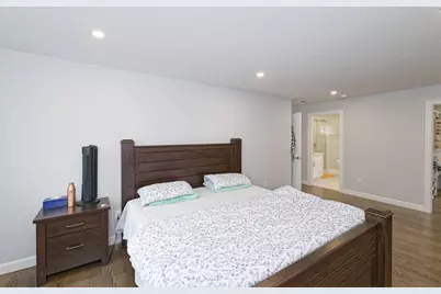 615 Norfolk St, Holliston, MA 01746 - Photo 14