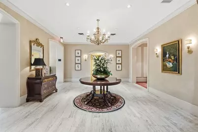 416 Commonwealth Ave #312, Boston, MA 02115 - Photo 2