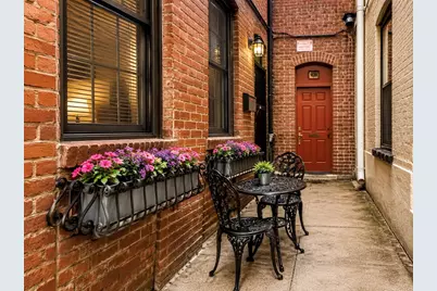 280 North #A, Boston, MA 02113 - Photo 8