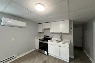 35 North St, Worcester, MA 01605 - Photo 2