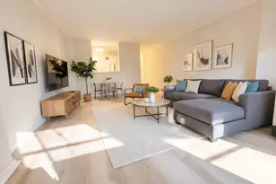 2 Hawthorne Pl, Boston, MA 02114 - Photo 1