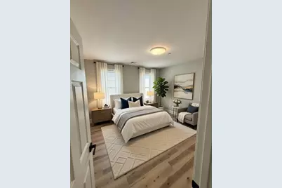 605 Millbury St, Worcester, MA 01604 - Photo 8