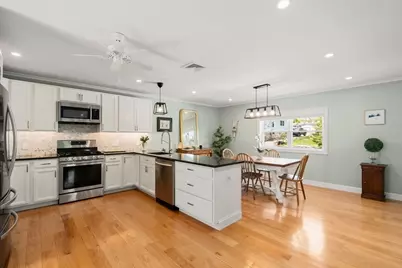 38 Hibbert St, Arlington, MA 02476 - Photo 8
