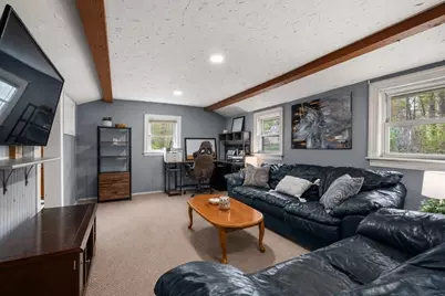 16 Oxford St, West Boylston, MA 01583 - Photo 12