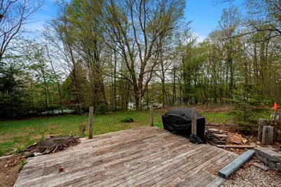 16 Oxford St, West Boylston, MA 01583 - Photo 20