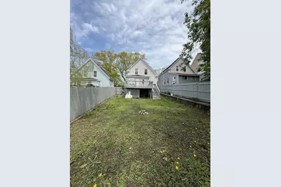 5 Lyman St, Worcester, MA 01603 - Photo 14