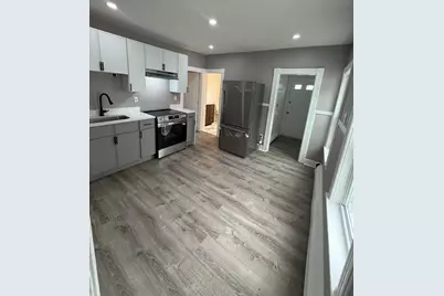 5 Lyman St, Worcester, MA 01603 - Photo 4