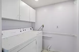 8 Vernon Ct, Newburyport, MA 01950 - Photo 16