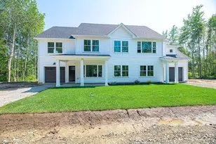 22 Meadowview Ln, Salisbury, MA 01952 - Photo 2
