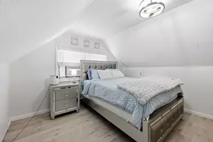 49 Canterbury Rd, Springfield, MA 01118 - Photo 24