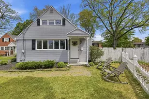 49 Canterbury Rd, Springfield, MA 01118 - Photo 2