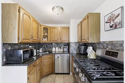 49 Canterbury Rd, Springfield, MA 01118 - Photo 14