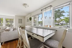 49 Canterbury Rd, Springfield, MA 01118 - Photo 12