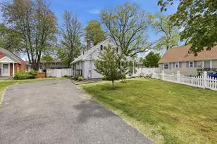 49 Canterbury Rd, Springfield, MA 01118 - Photo 38
