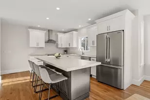 18 Balcomb St, Salem, MA 01970 - Photo 8
