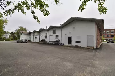 21 Locust St, Northampton, MA 01060 - Photo 4