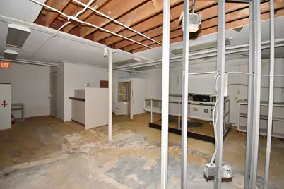 21 Locust St, Northampton, MA 01060 - Photo 20