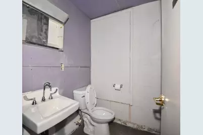 21 Locust St, Northampton, MA 01060 - Photo 18