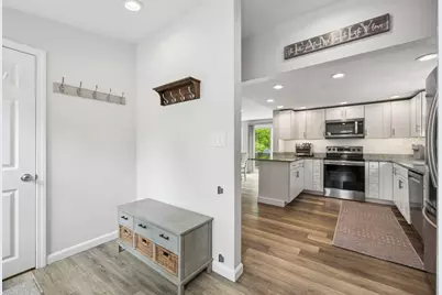 23 Belmont St, Abington, MA 02351 - Photo 2