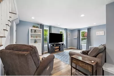 23 Belmont St, Abington, MA 02351 - Photo 12