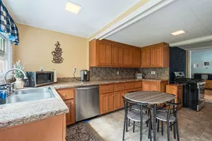 19 Elane, Methuen, MA 01844 - Photo 2