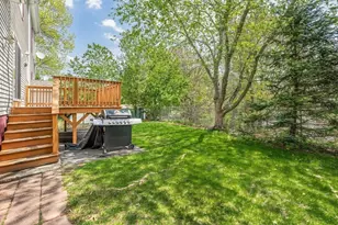 19 Pinehurst Ave, Saugus, MA 01906 - Photo 22