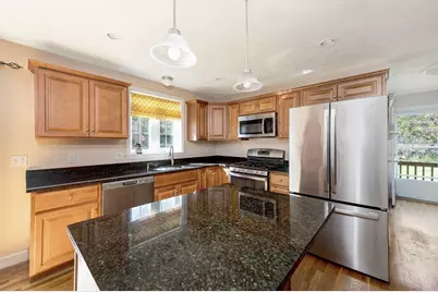 289 Weymouth St, Holbrook, MA 02343 - Photo 10