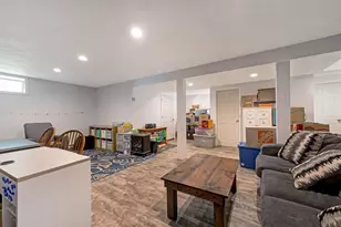 289 Weymouth St, Holbrook, MA 02343 - Photo 26