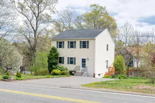 289 Weymouth St, Holbrook, MA 02343 - Photo 2