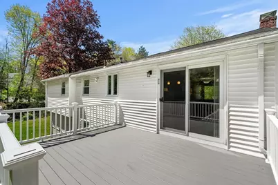 35 Freeport Dr, Burlington, MA 01803 - Photo 32