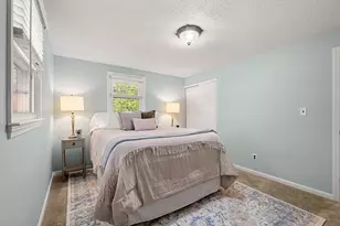 35 Freeport Dr, Burlington, MA 01803 - Photo 18
