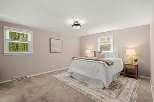 35 Freeport Dr, Burlington, MA 01803 - Photo 14